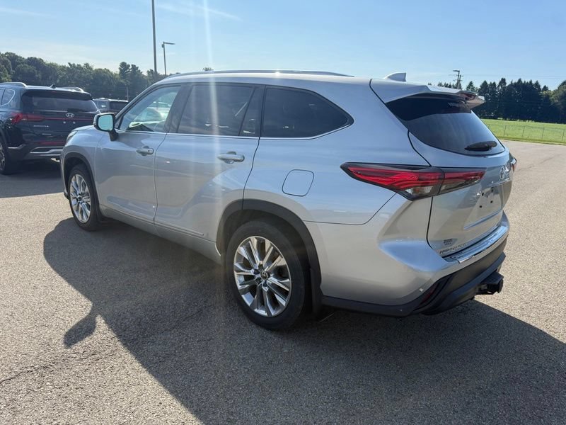 Used 2020 Toyota Highlander Limited AWD/4WD image 17