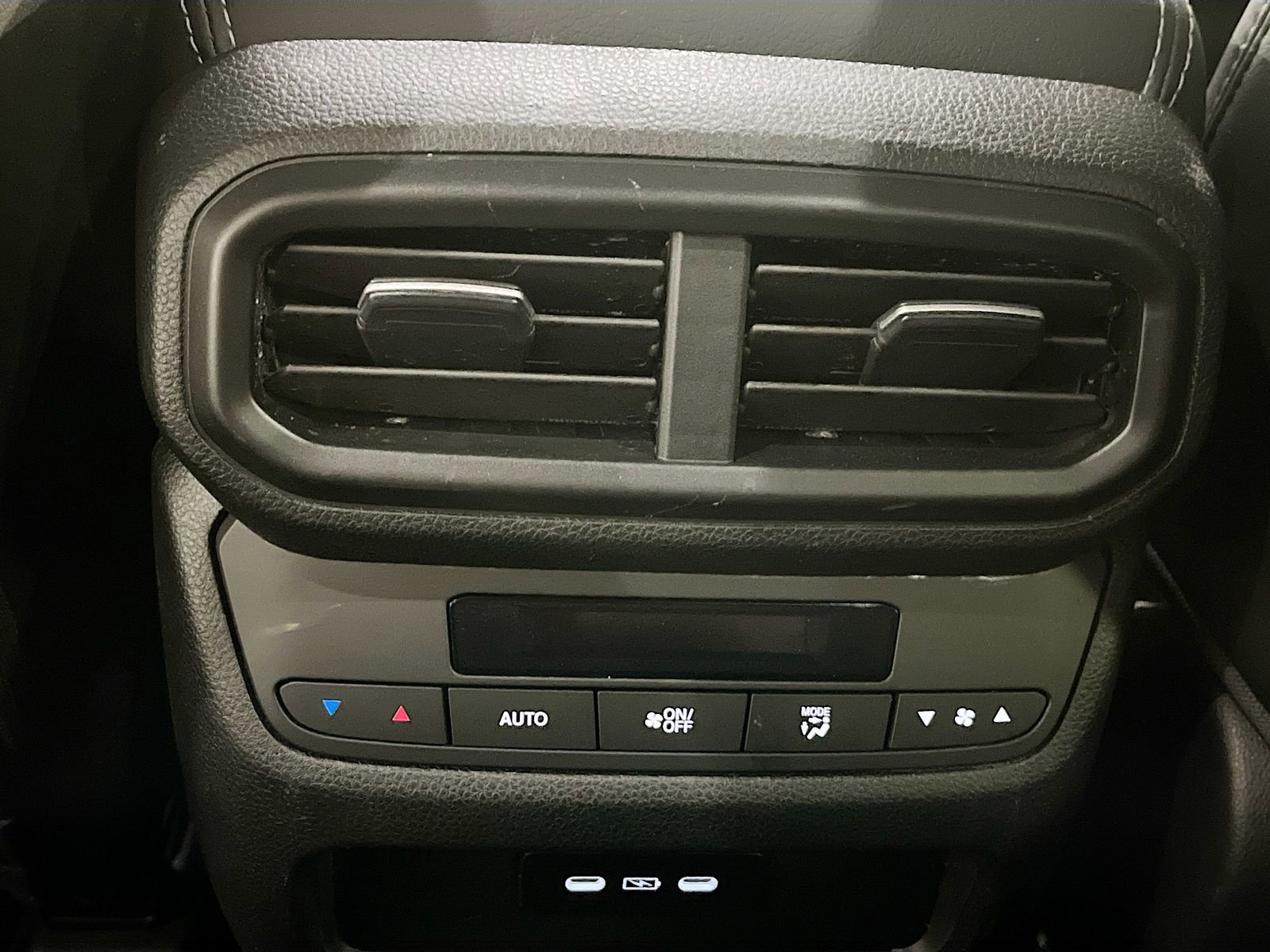 Used 2025 Honda Pilot EX-L image 25