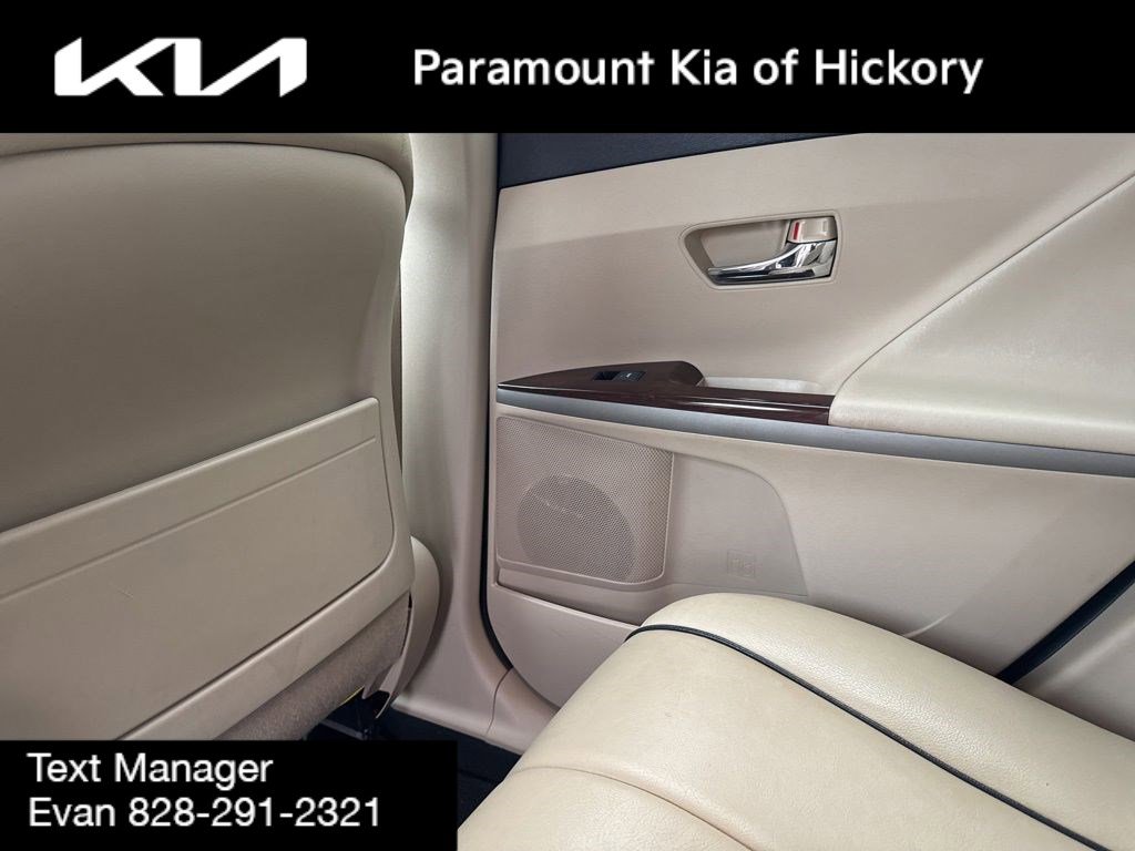 Used 2013 Toyota Venza LE image 14