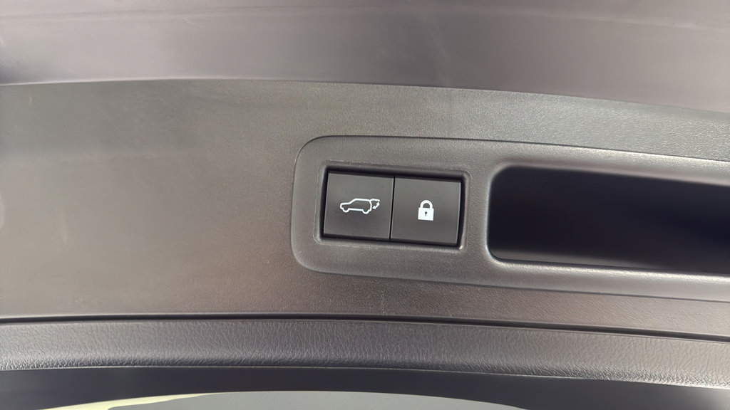 Used 2019 Lexus UX 200 F Sport FWD image 19