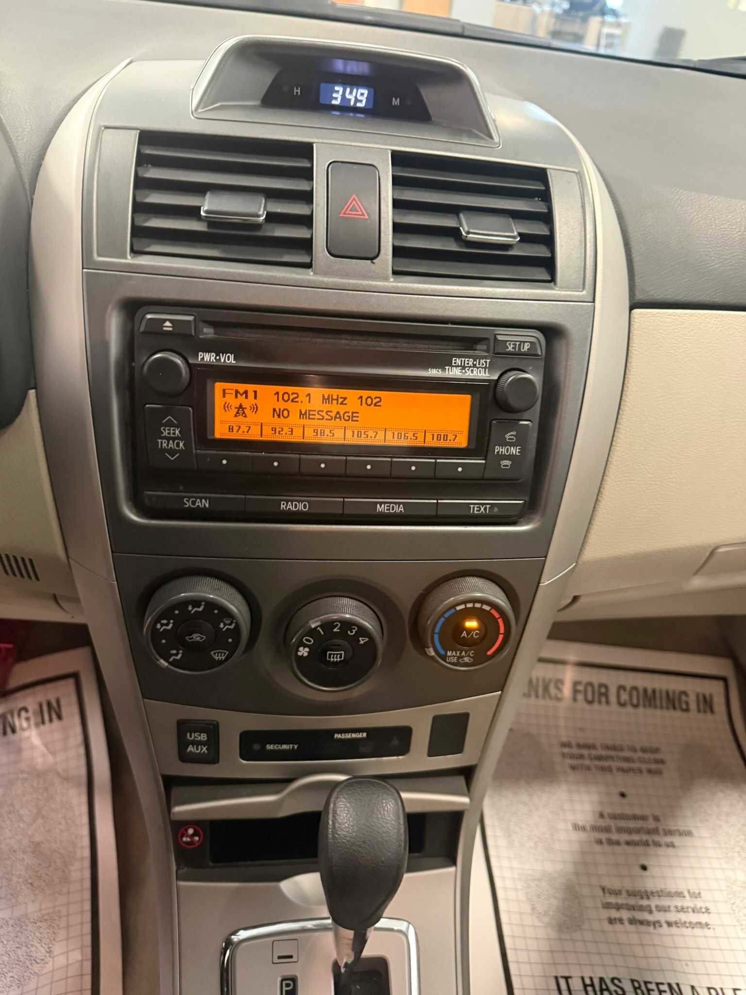 Used 2012 Toyota Corolla LE FWD image 34