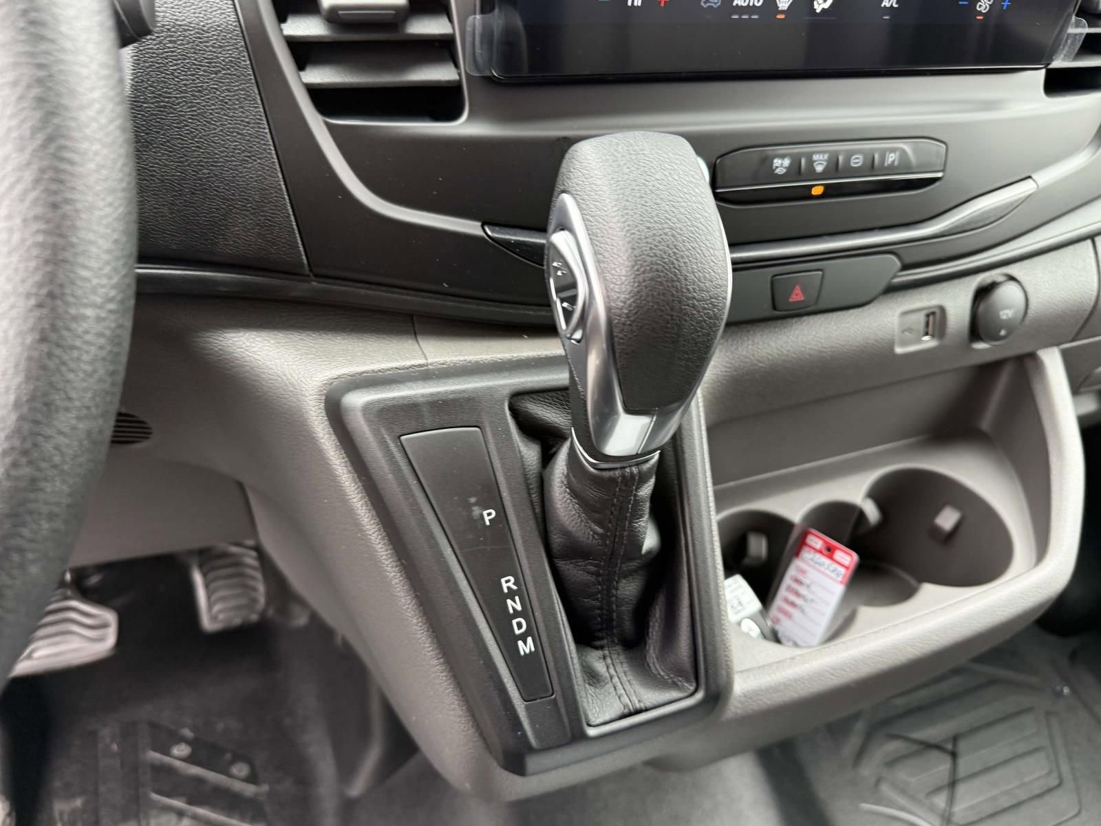 New 2026 Ford Transit 150 148 Medium Roof w/ Load Area Protection Package image 18