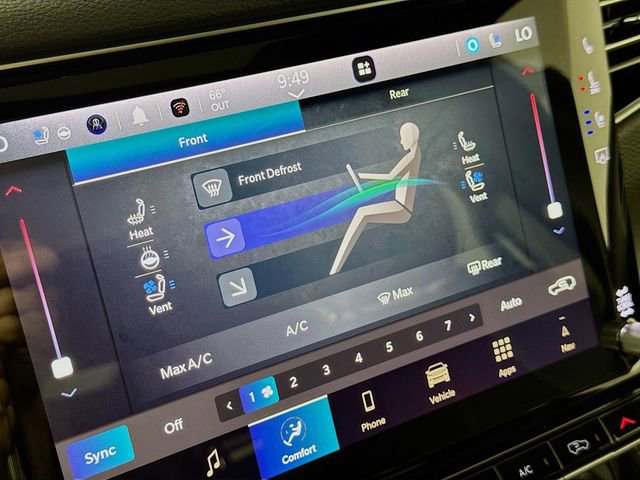 New 2026 Jeep Grand Wagoneer 4WD image 39