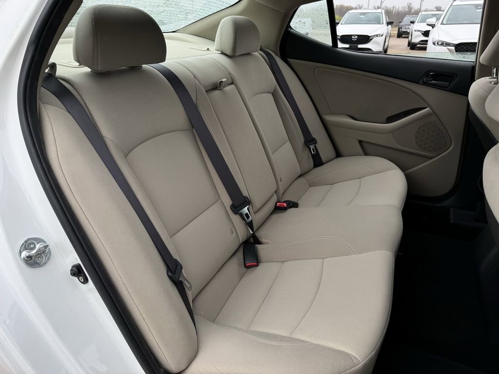 Used 2014 Kia Optima LX w/ Paint Protection Film Package image 28