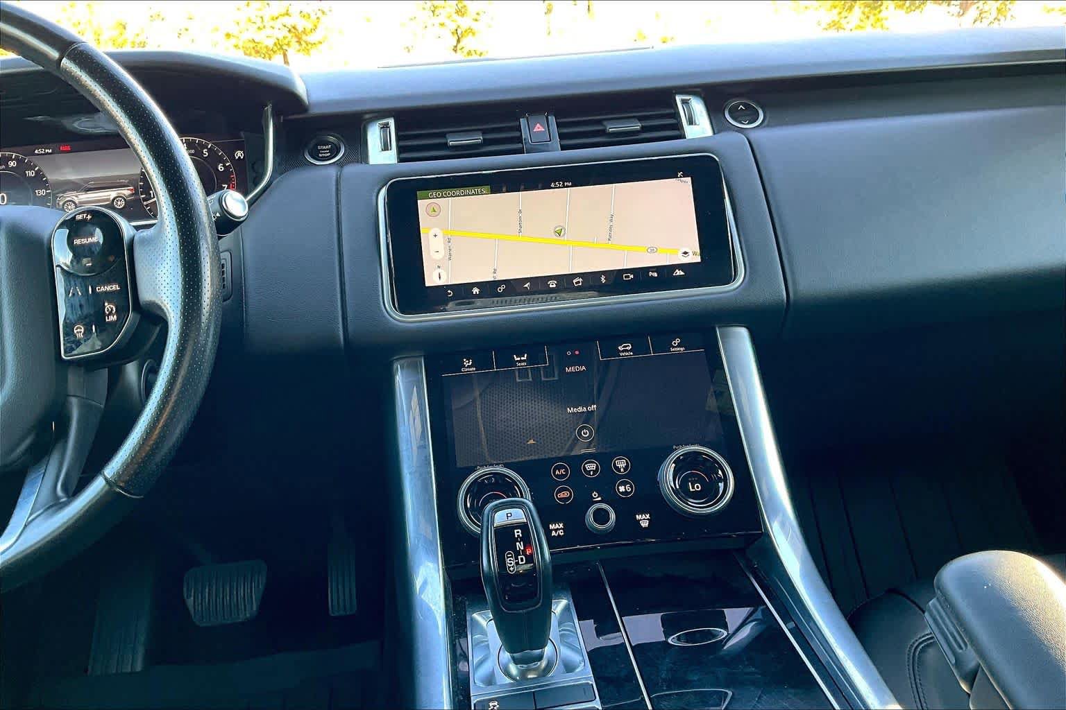 Used 2019 Land Rover Range Rover Sport HSE AWD/4WD image 7