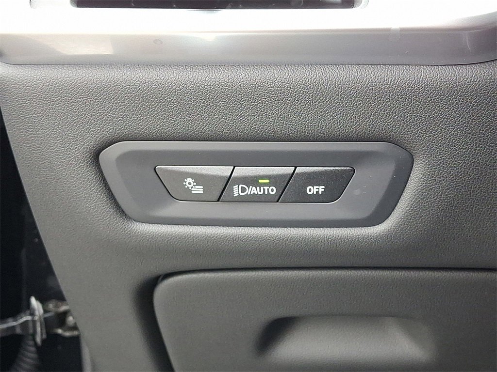 Used 2024 BMW X5 xDrive40i w/ Premium Package image 23