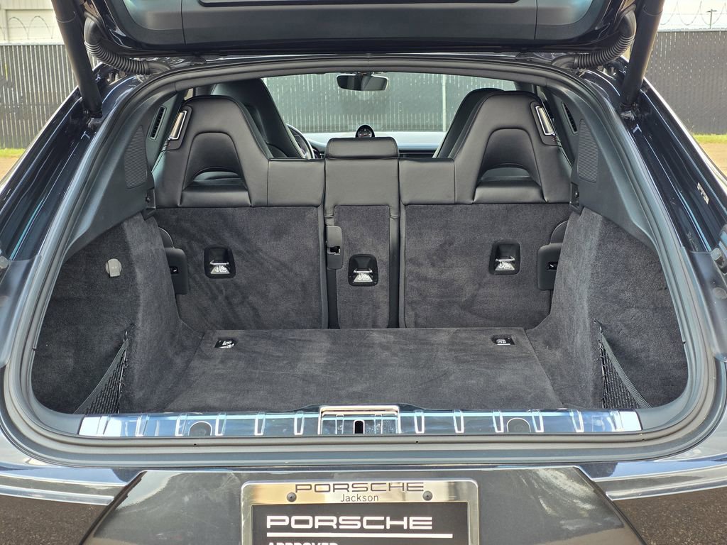 Used 2022 Porsche Panamera 4 Platinum Edition image 17