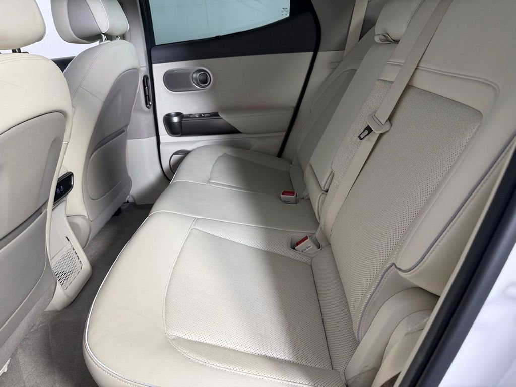 Used 2023 Genesis GV60 Advanced image 28