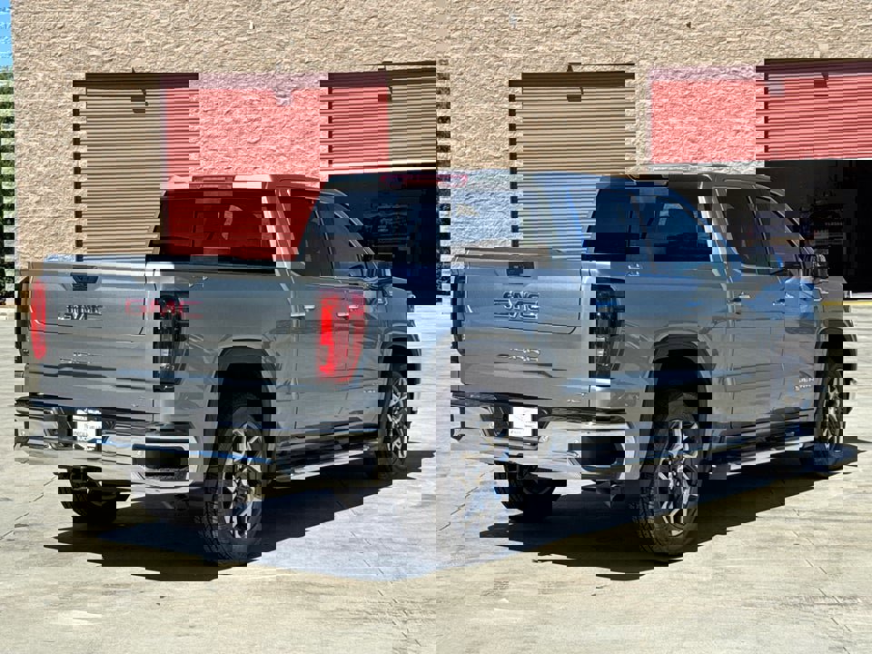 Used 2026 GMC Sierra 1500 SLT w/ SLT Premium Plus Package image 14