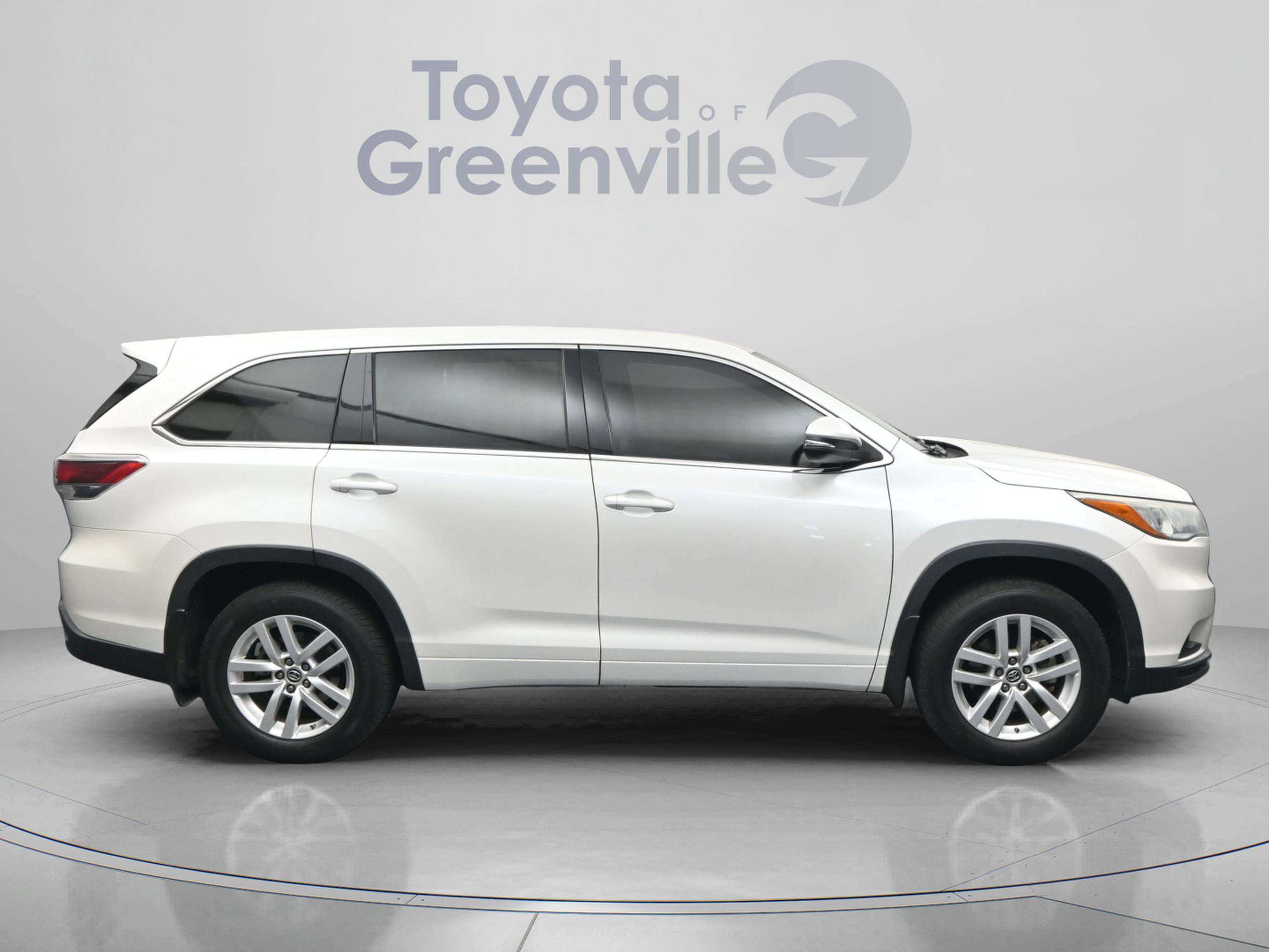 Used 2016 Toyota Highlander LE image 17