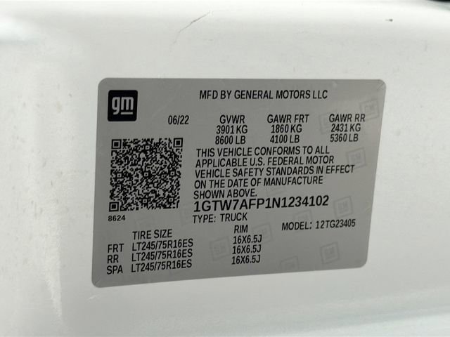 Used 2022 GMC Savana 2500 w/ Driver Convenience Package RWD image 22