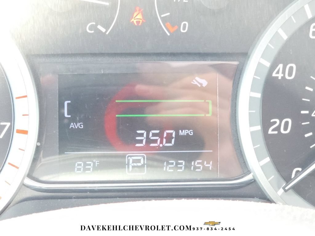 Used 2014 Nissan Sentra SR w/ Premium Package FWD image 16