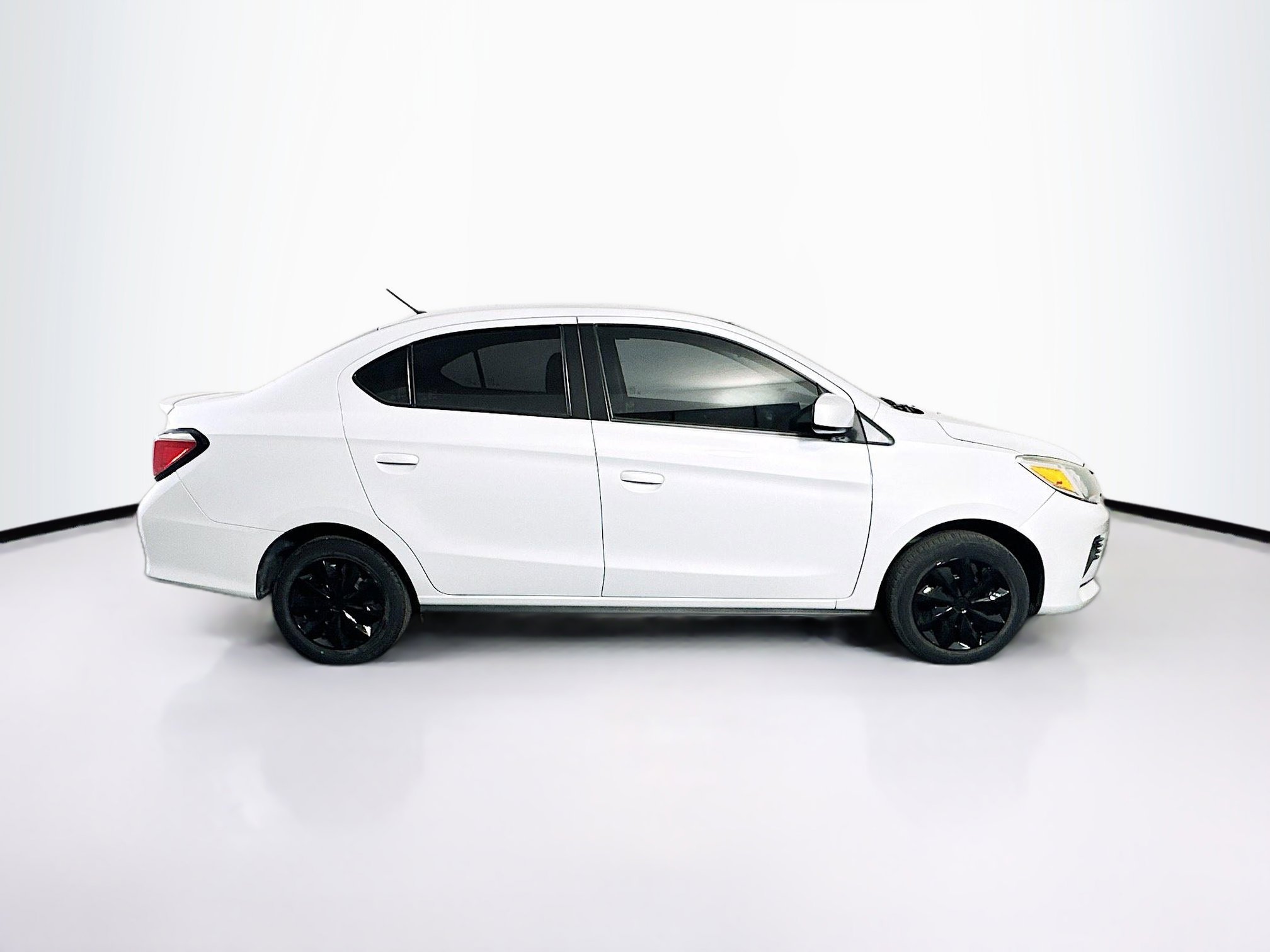 Used 2024 Mitsubishi Mirage G4 ES FWD image 10