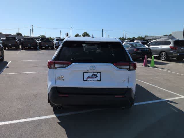 Used 2023 Toyota RAV4 LE FWD image 7