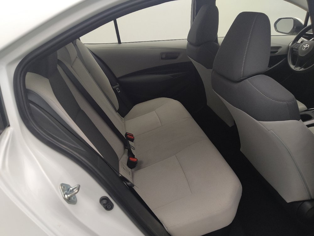 Used 2022 Toyota Corolla LE FWD image 19