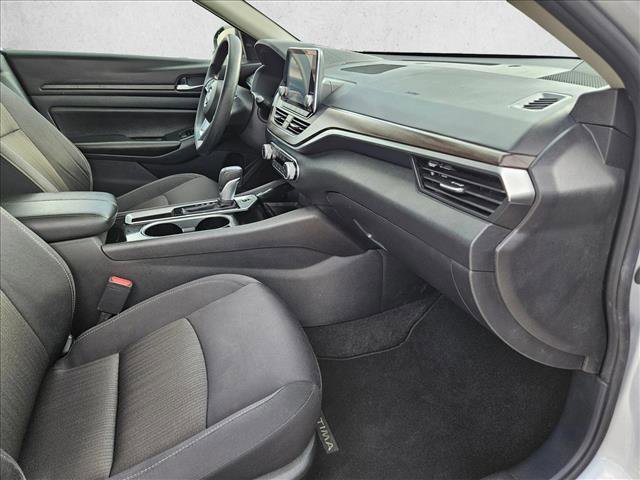 Used 2024 Nissan Altima 2.5 SV FWD image 20