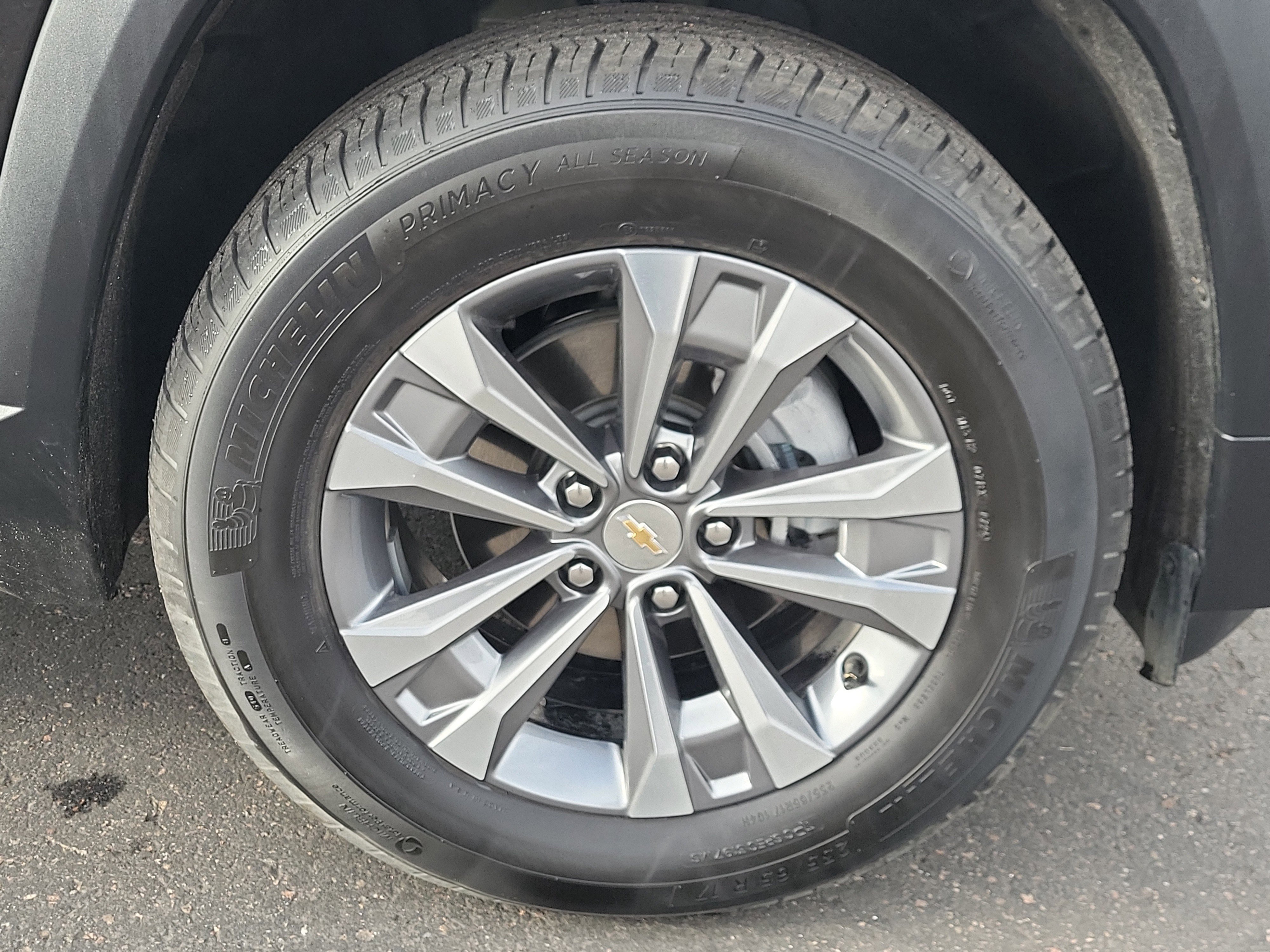 Certified 2025 Chevrolet Equinox LT w/ Safety and Technology Package image 21