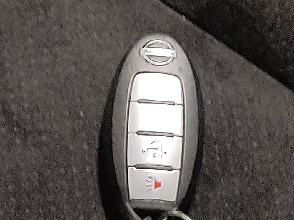 Used 2020 Nissan Murano SV image 32