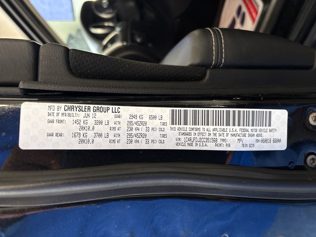 Used 2012 Jeep Grand Cherokee SRT8 w/ Luxury Group II image 35