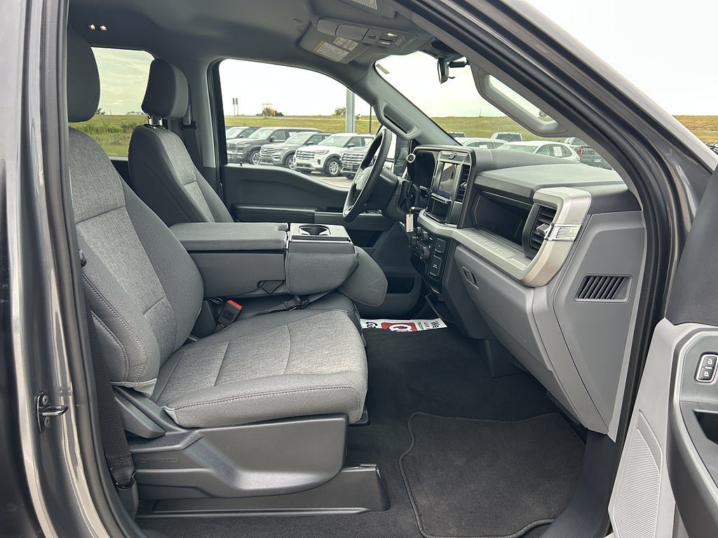 Used 2026 Ford F250 XL w/ STX Appearance Package AWD/4WD image 17