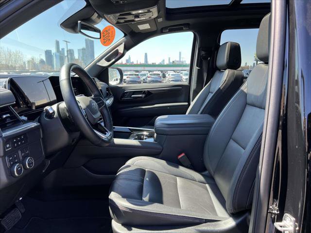 Used 2025 Chevrolet Suburban RST w/ Comfort Package image 20