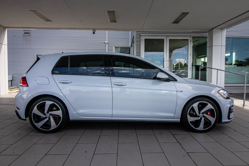 Used 2019 Volkswagen GTI SE FWD image 3