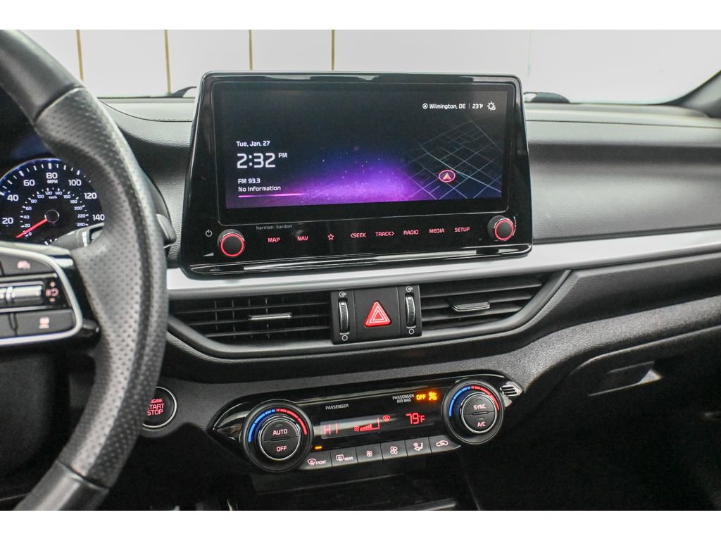 Used 2024 Kia Forte GT-Line w/ GT-Line Premium Package image 14