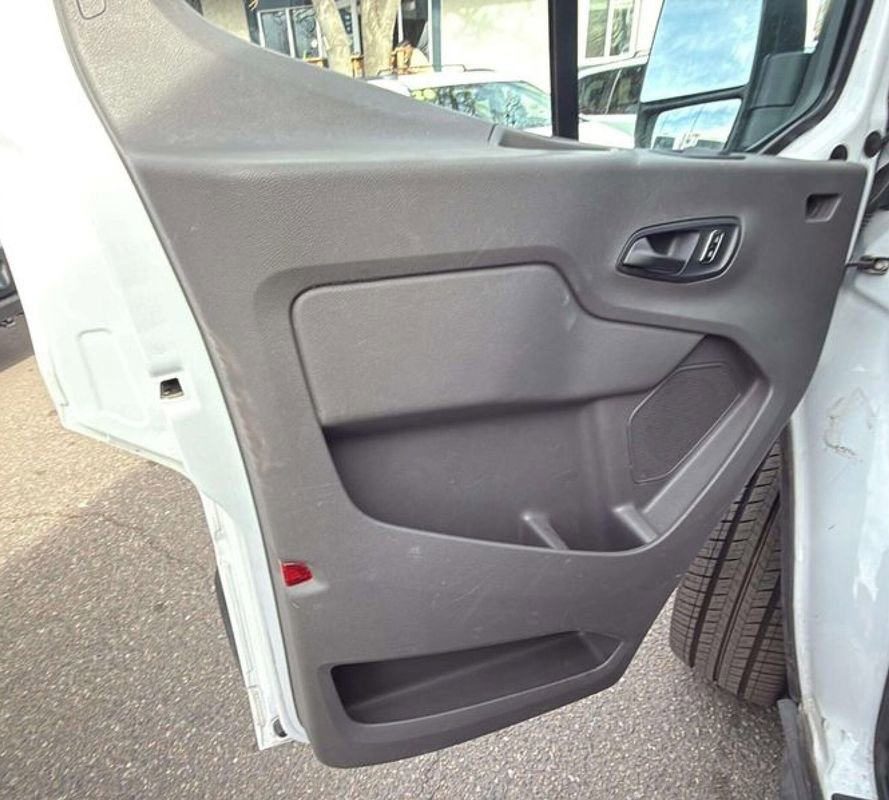 Used 2023 Ford Transit 350 XLT image 20