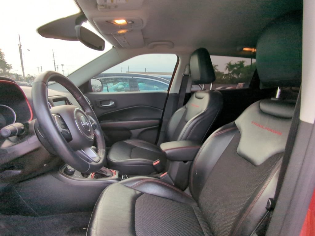Used 2018 Jeep Compass Trailhawk w/ Navigation Group AWD/4WD image 7