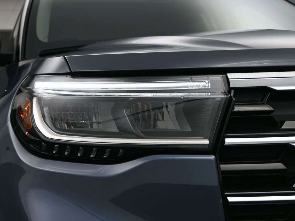 New 2026 Ford Explorer Active image 13