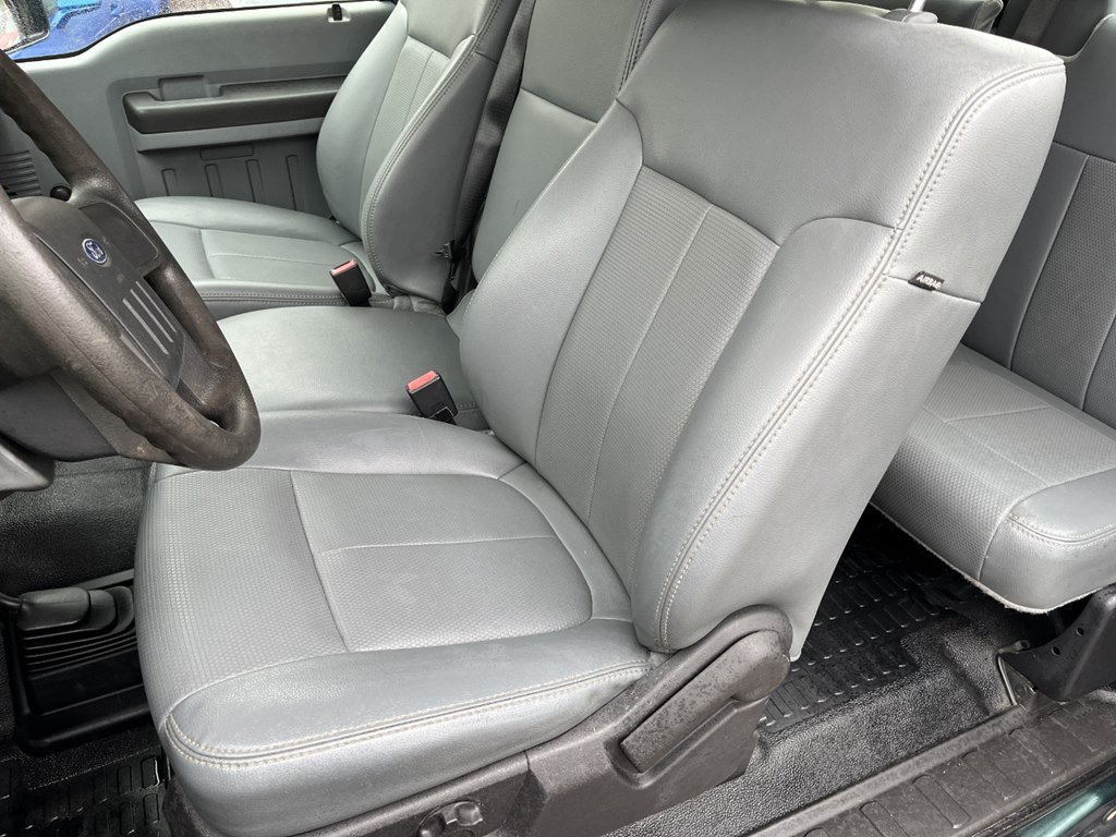 Used 2011 Ford F250 XL AWD/4WD image 15