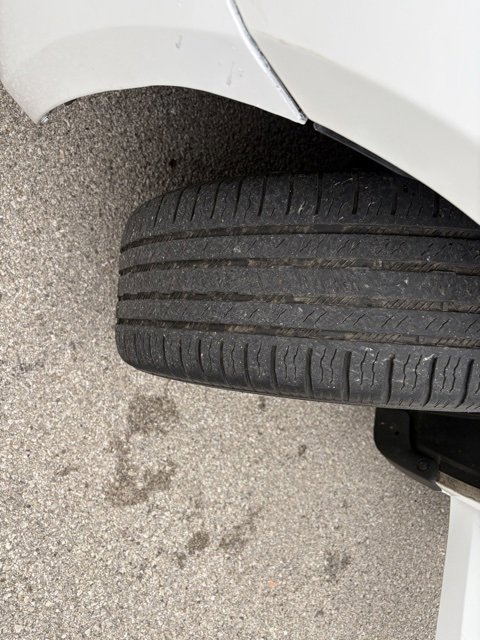 Used 2014 Chrysler 200 LX image 14