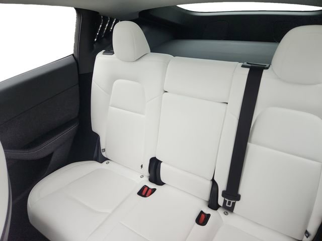 Used 2025 Tesla Model Y Long Range image 16