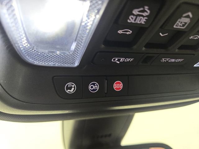 Used 2022 Buick Enclave Essence w/ Experience Buick Package image 29