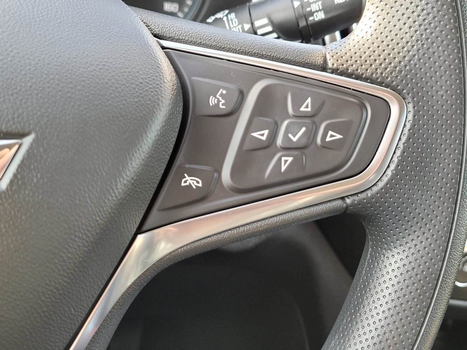Used 2024 Chevrolet Equinox LT FWD image 30