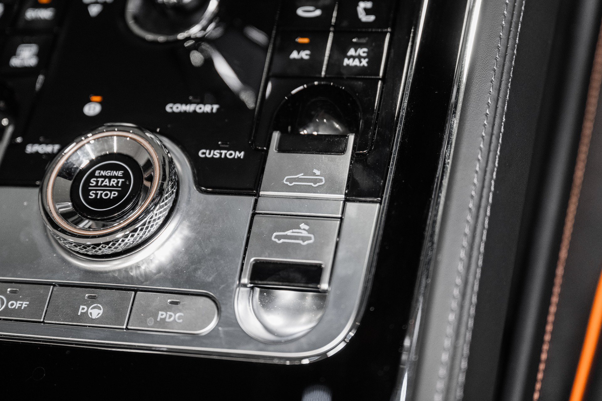 Certified 2024 Bentley Continental GT AWD/4WD image 43