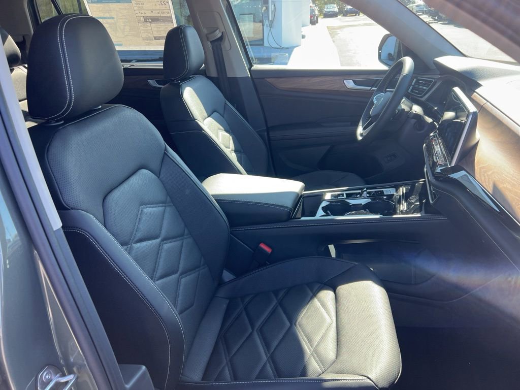 New 2026 Volkswagen Atlas SE image 23