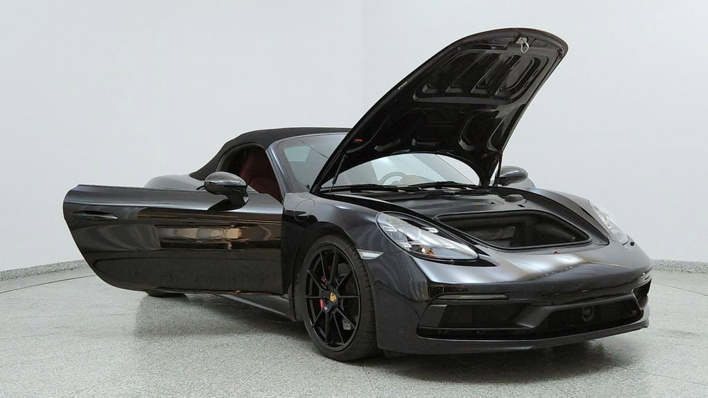 Used 2022 Porsche 718 Boxster GTS image 11