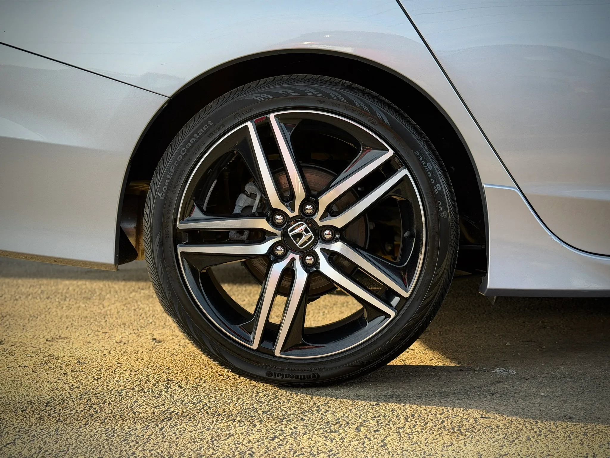 Used 2017 Honda Accord Sport image 20