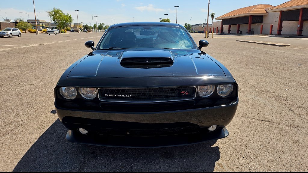 Used 2013 Dodge Challenger R/T Plus RWD image 3