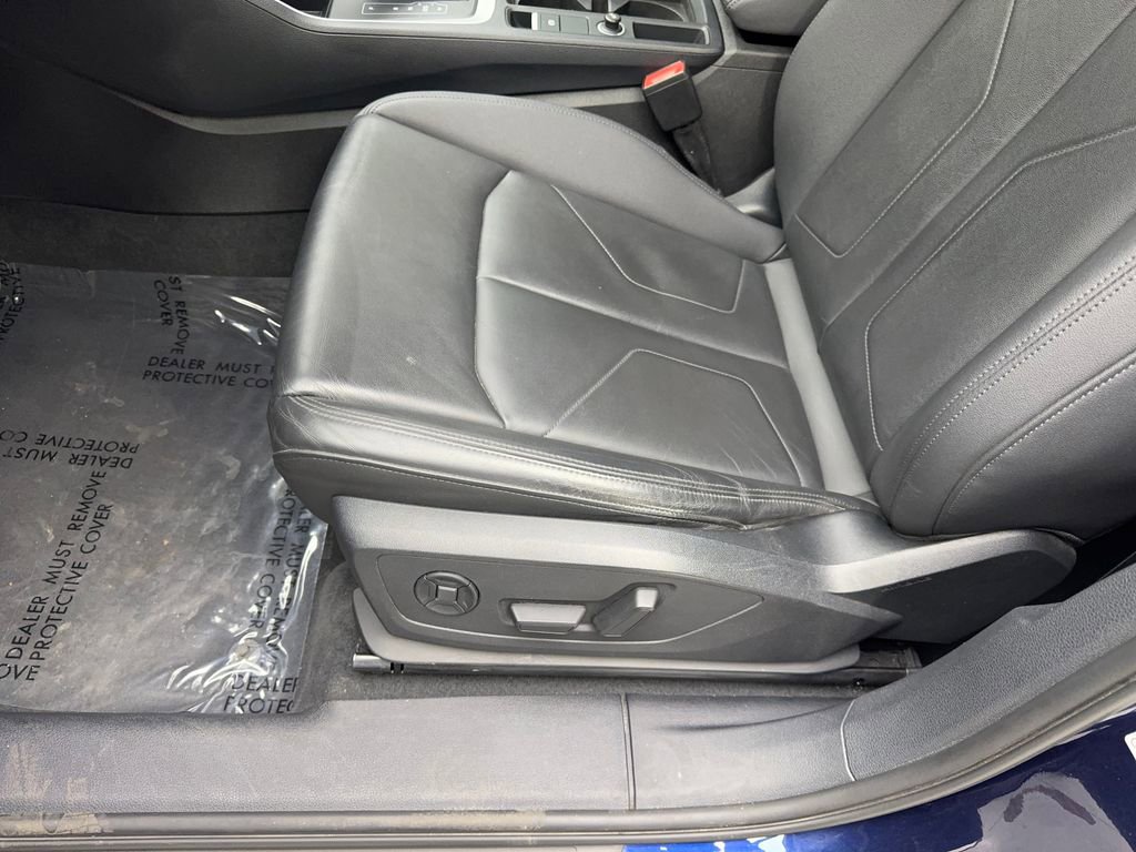 Used 2022 Audi Q3 2.0T Premium w/ Convenience Package image 26