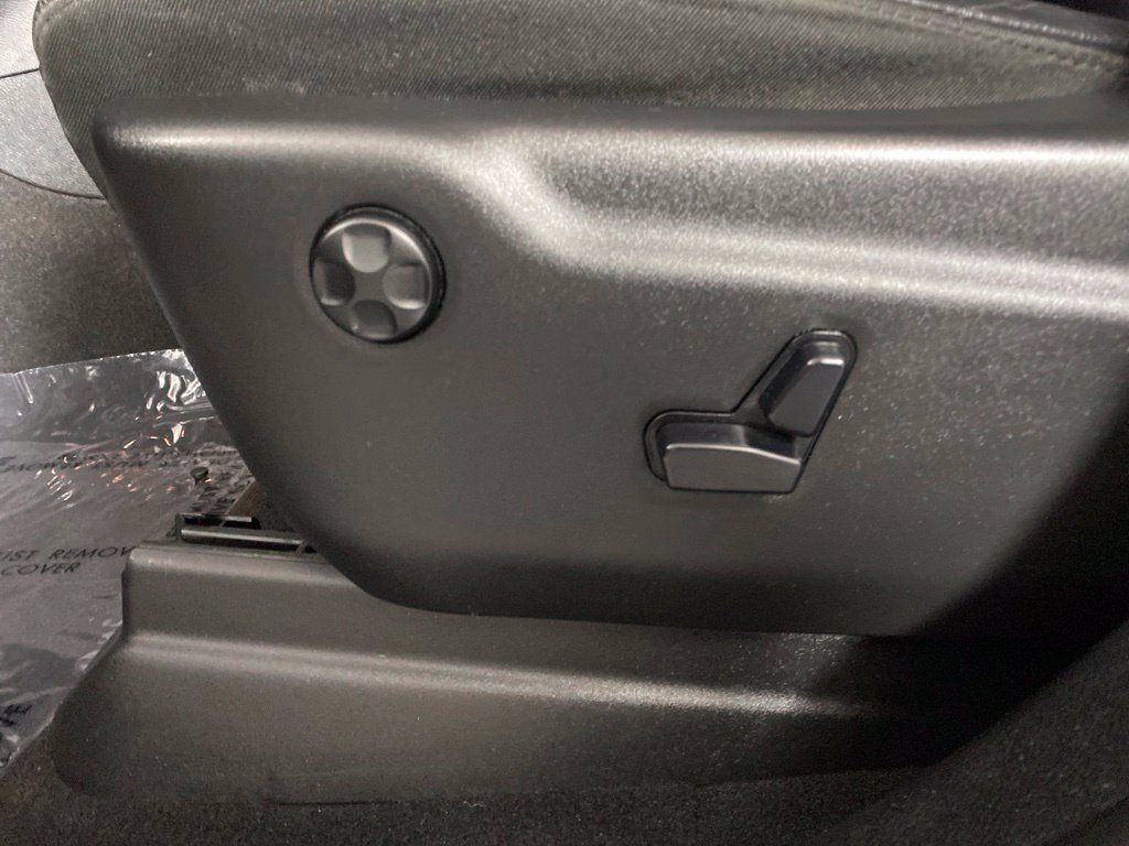 Used 2019 Jeep Grand Cherokee Limited AWD/4WD image 22