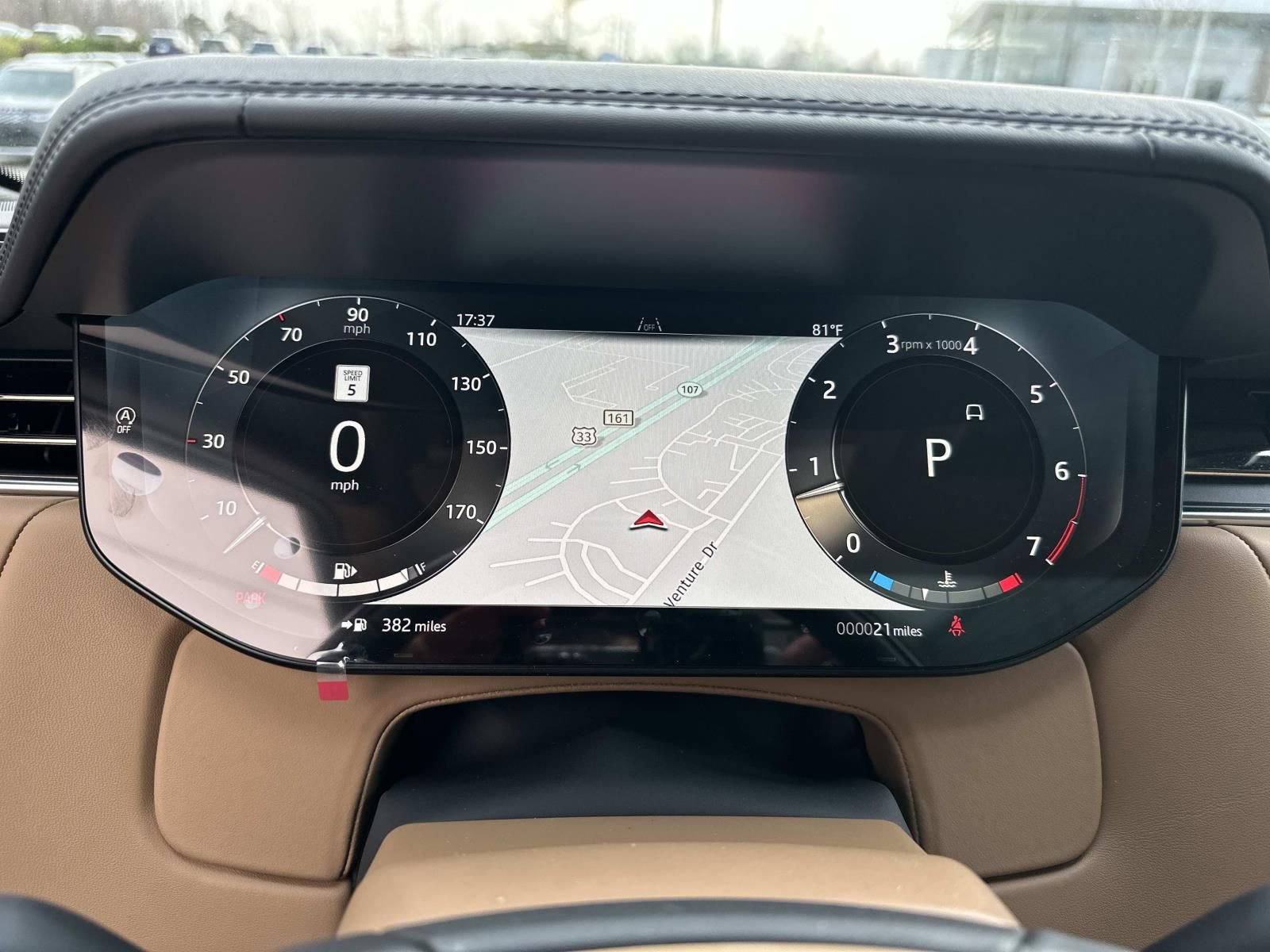 New 2026 Land Rover Range Rover SE AWD/4WD image 13