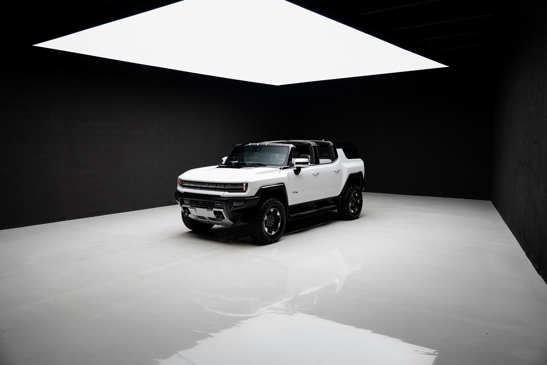 Used 2024 GMC Hummer EV 2X w/ Extreme Off-Road Package image 83