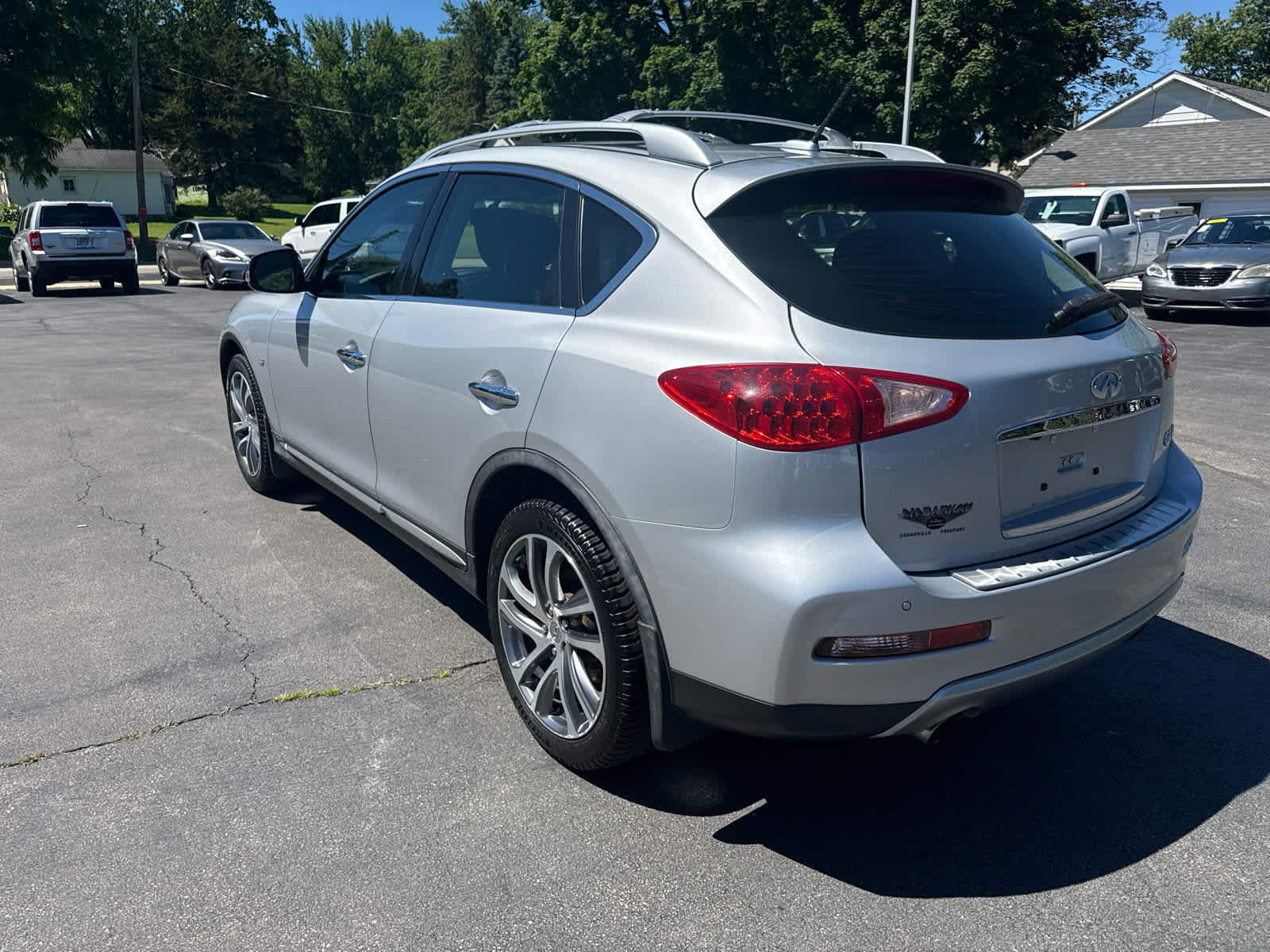 Used 2017 INFINITI QX50 AWD w/ Deluxe Touring Package image 5