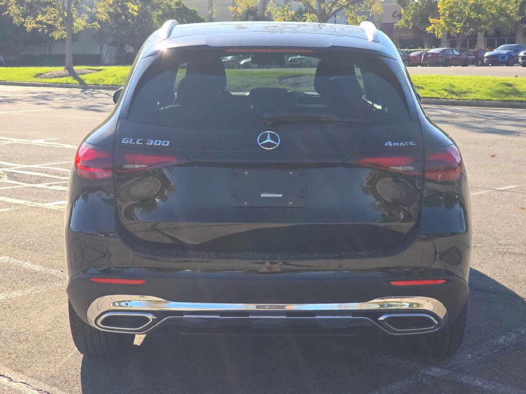 Used 2026 Mercedes-Benz GLC 300 4MATIC image 15
