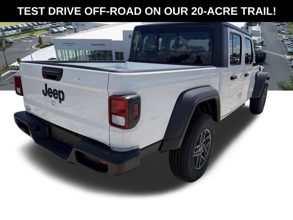 New 2026 Jeep Gladiator Sport AWD/4WD image 4