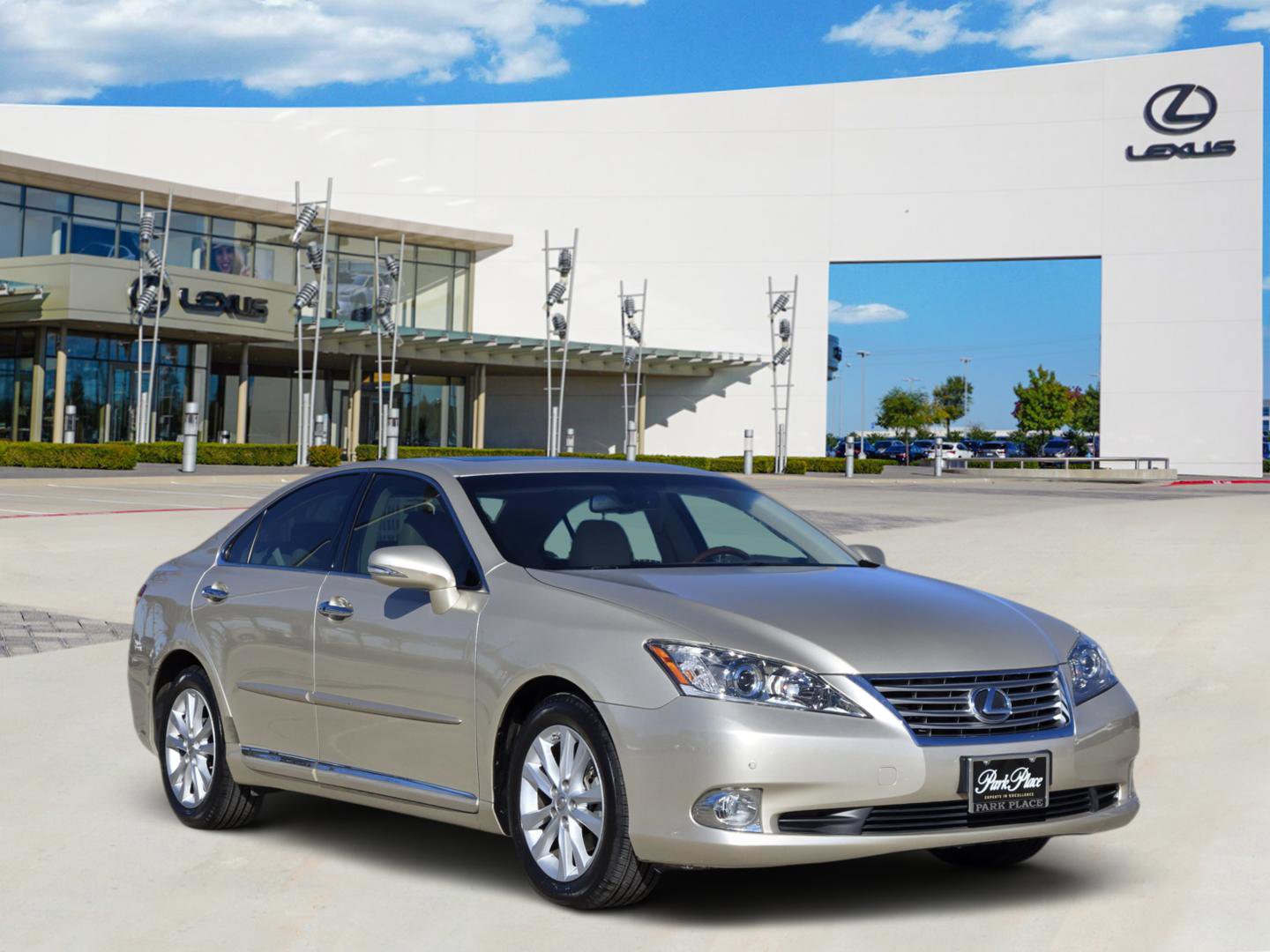 Used 2011 Lexus ES 350 image 2