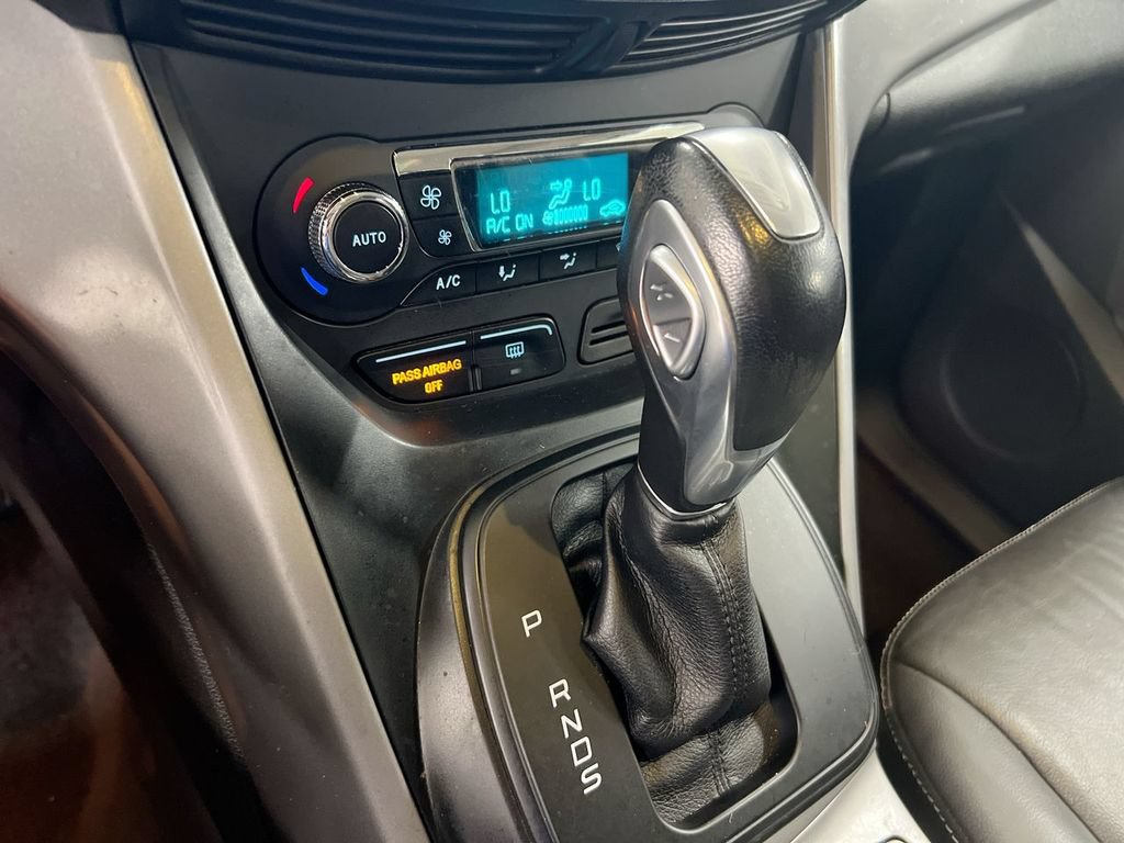 Used 2016 Ford Escape SE w/ SE Leather Comfort Package AWD/4WD image 18