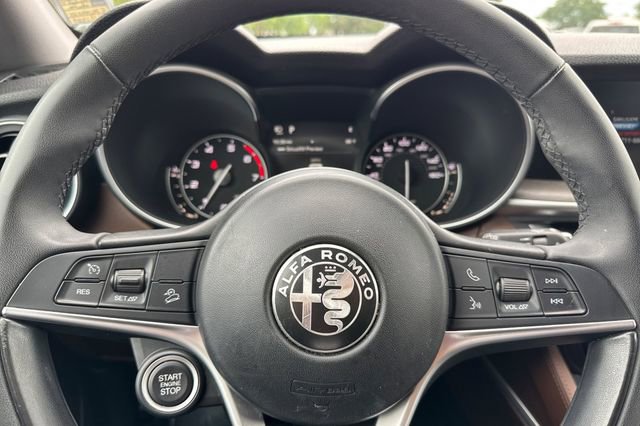 Used 2019 Alfa Romeo Stelvio Ti image 36